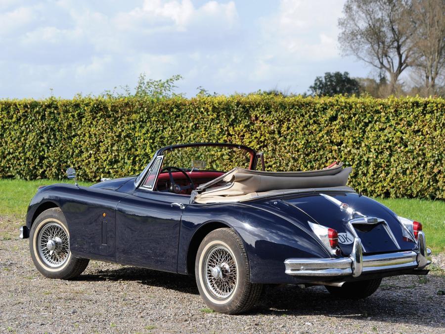  Jaguar XK150 Drophead Coupe 1958 года  (фото 2 из 10)